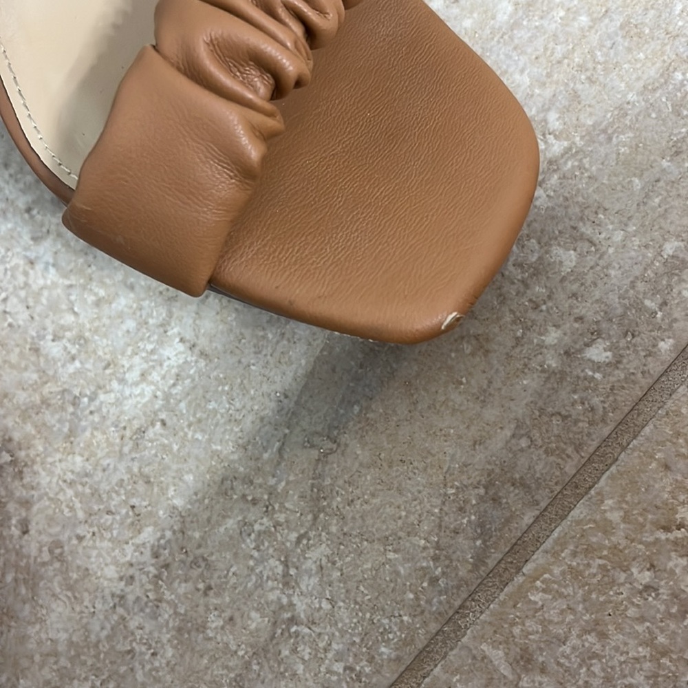 Express Heels - Picture 6 of 6
